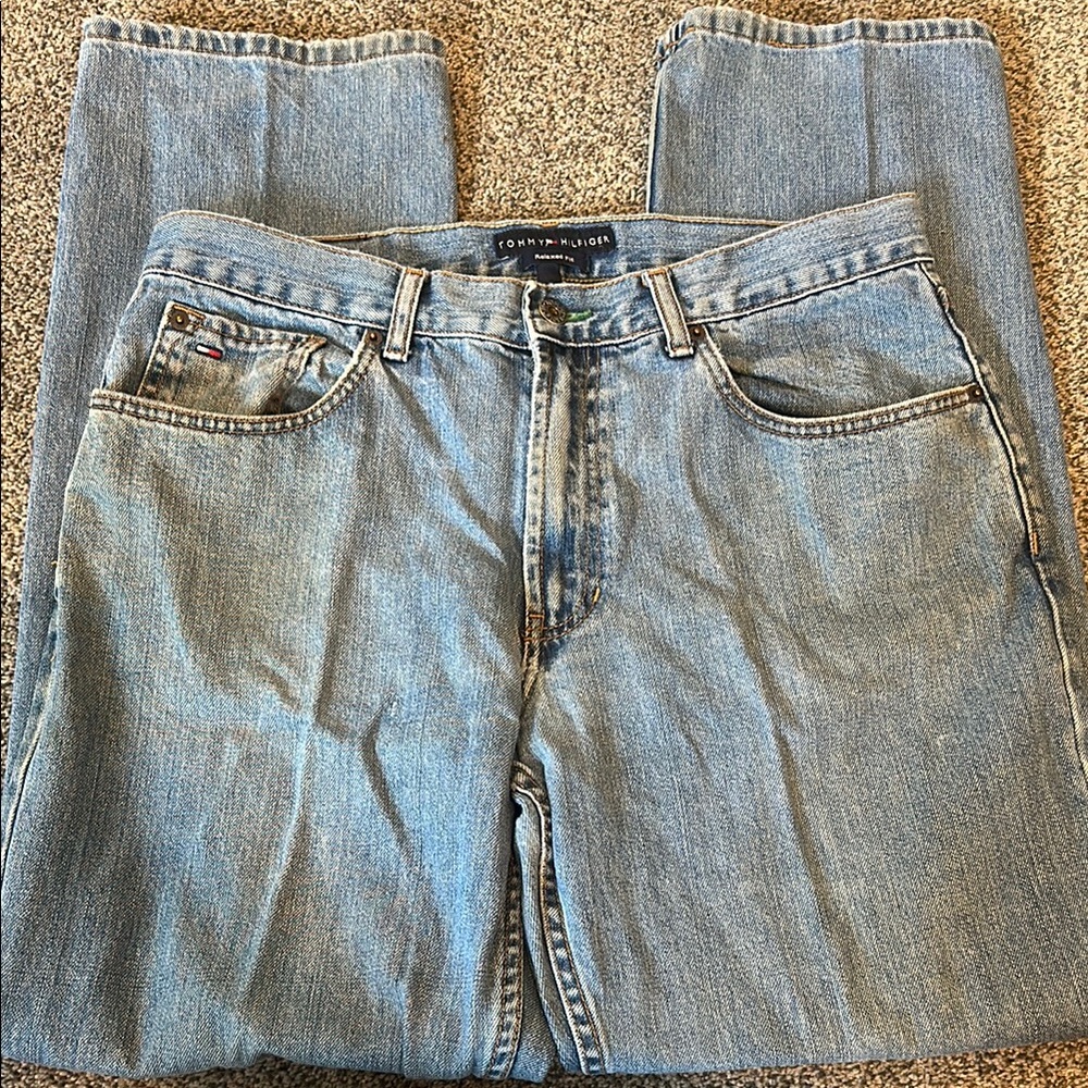 Vintage Tommy Hilfiger Light Blue Relaxed Jeans 2009